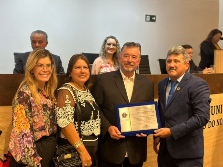 Médico do Hospital Santo Antônio de Barbalha recebe Título Honorífico de Cidadania Juazeirense